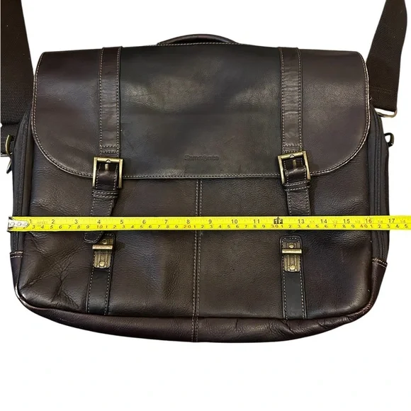 Samsonite Colombian Leather Flap-Over Messenger Laptop Bag - Picture 6 of 15